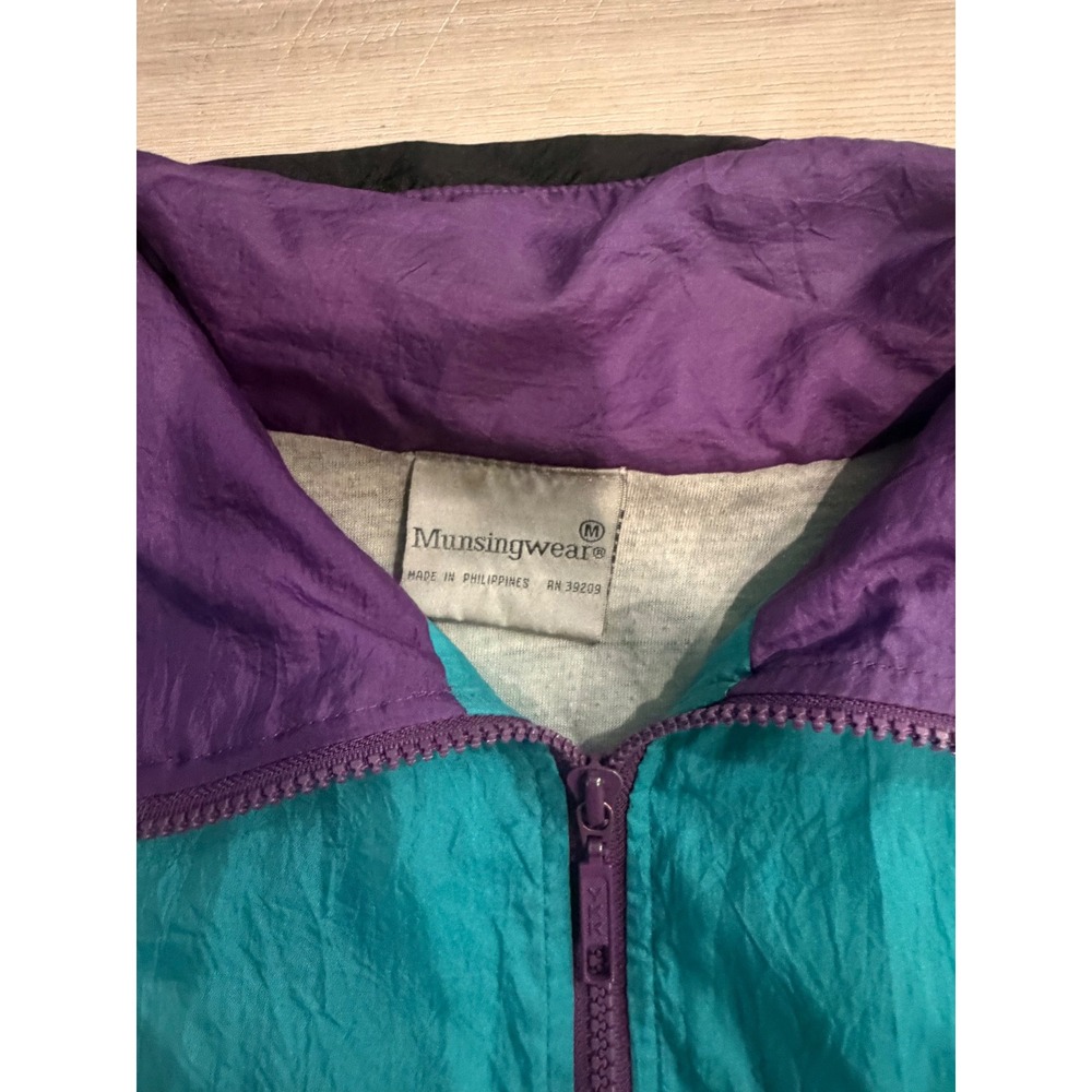 Vintage Munsingwear Colorblock Windbreaker Jacket Purple Teal Black Mens Medium - Picture 3 of 9